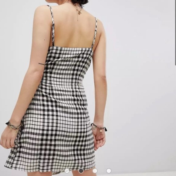 FREE PEOPLE Nodia Check Wrap Mini Dress Black Gingham Plaid Size 2 - Picture 4 of 8